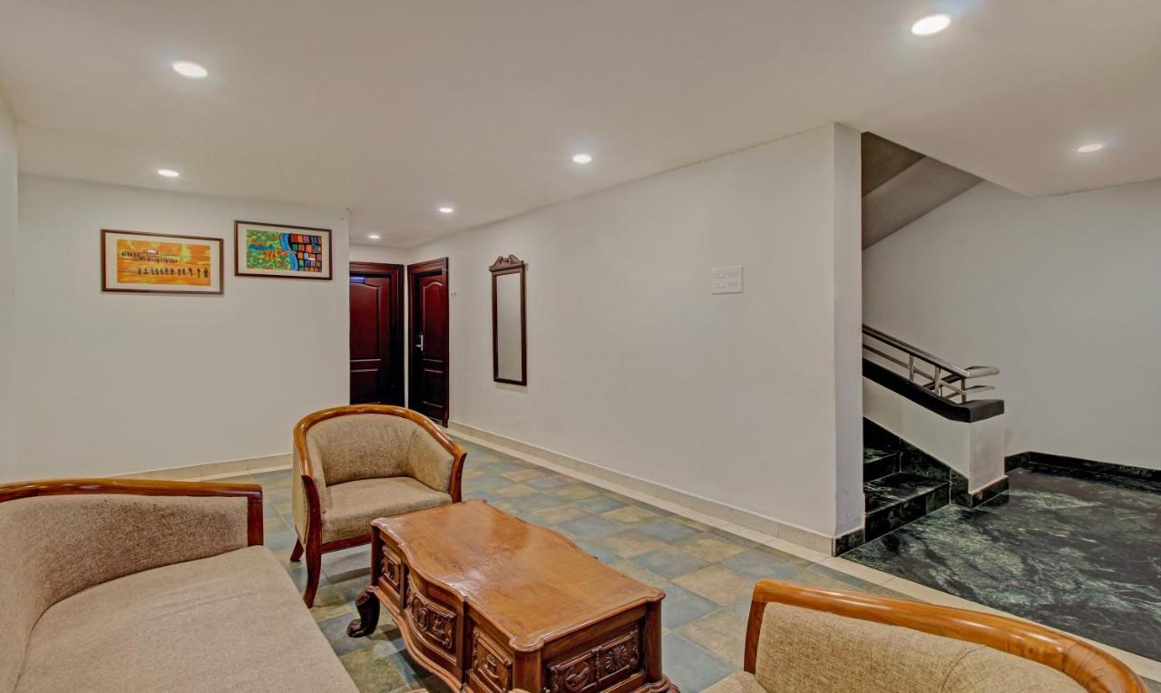 Hotel Treebo Prince Kottayam Esterno foto