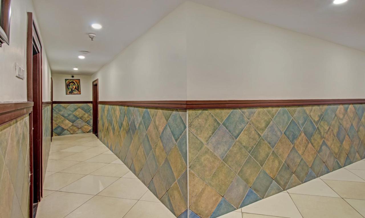 Hotel Treebo Prince Kottayam Esterno foto