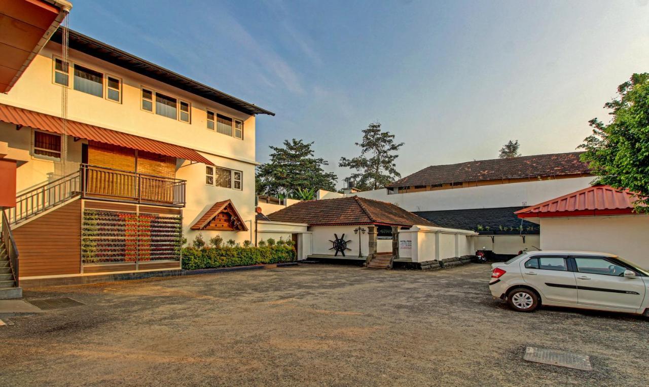 Hotel Treebo Prince Kottayam Esterno foto