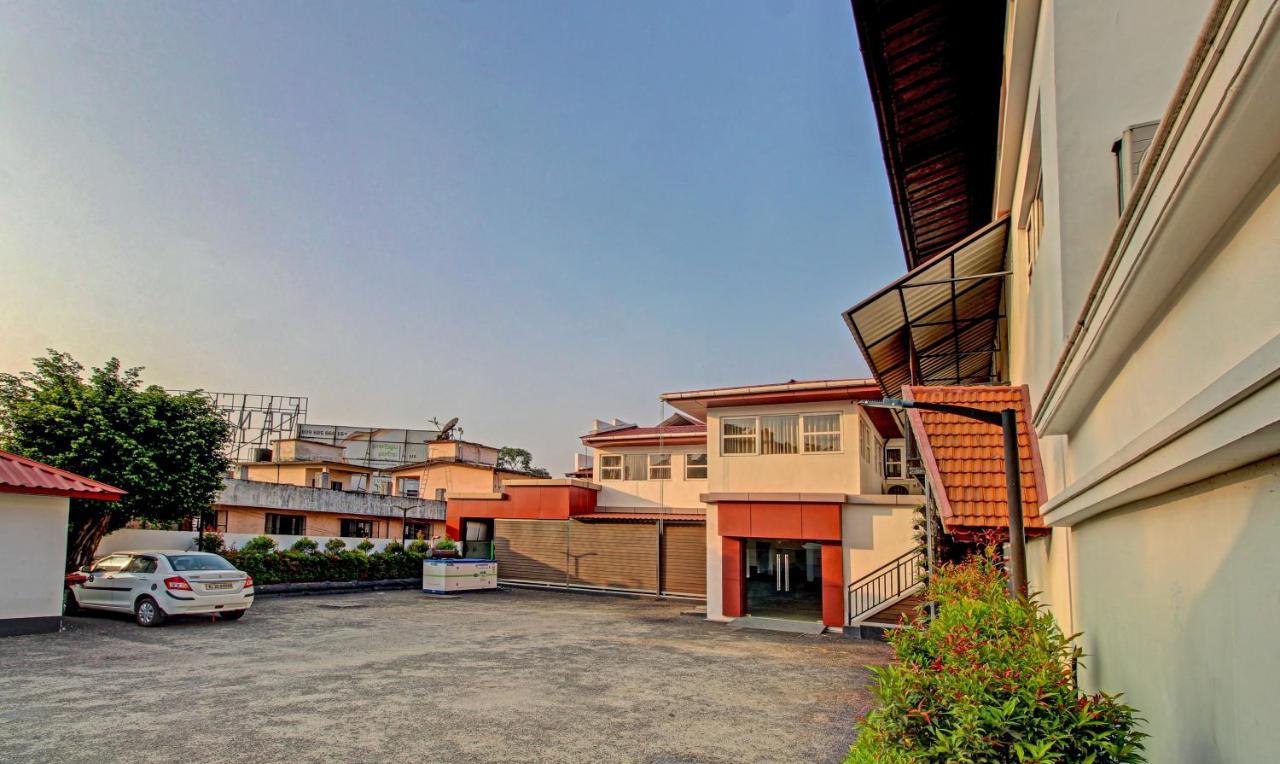 Hotel Treebo Prince Kottayam Esterno foto